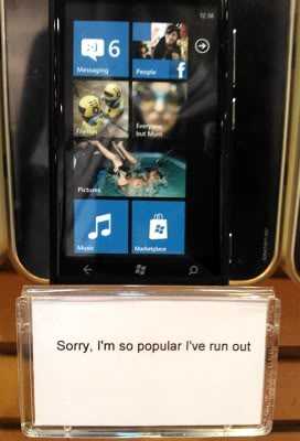 Nokia Lumia 800 outselling